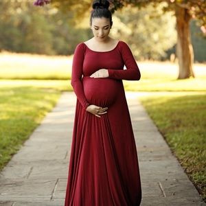 maternity dress that I bought from pinkblush!!